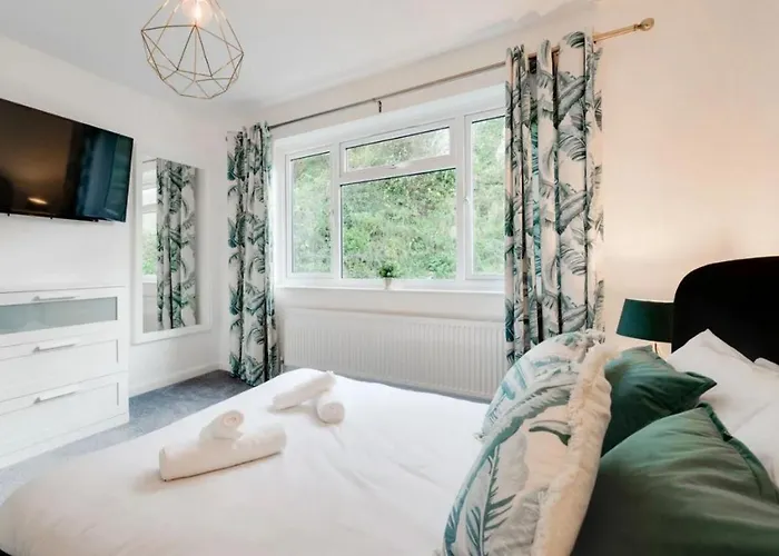 Standout 2Bd Coastal Cottages In South Devon